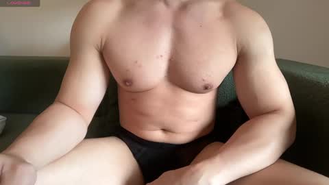 Snapshot of lexxxx442 chatting on 22, 5, 2026 AsianKing online show from 22, 5, 2026