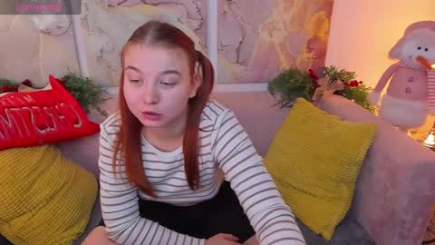 Snapshot of lexxxyone chatting on 4, 12, 2024 lexxxyone online show from 4, 12, 2024