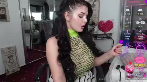 Snapshot of lexyrene chatting on 29, 9, 2025 Adina online show from 29, 9, 2025