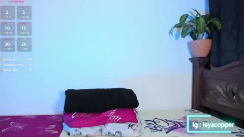Snapshot of leyacopper chatting on 16, 5, 2026 Leya online show from 16, 5, 2026