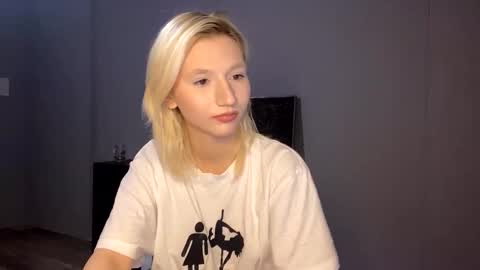 Leya online show from 2, 12, 2025