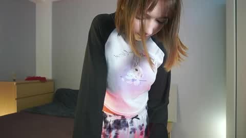 Snapshot of leyla_grace chatting on 7, 5, 2026 leyla_grace online show from 7, 5, 2026