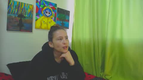 Snapshot of leyla_horny_bg chatting on 20, 11, 2025 leyla_horny_bg online show from 20, 11, 2025