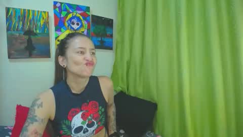 Snapshot of leyla_horny_bg chatting on 29, 11, 2025 leyla_horny_bg online show from 29, 11, 2025