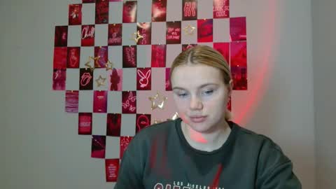 Leyla online show from 24, 11, 2025