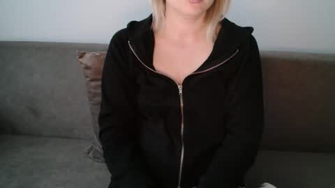 Leyla online show from 6, 4, 2026