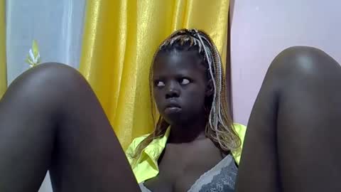 laylani69 online show from 26, 2, 2025