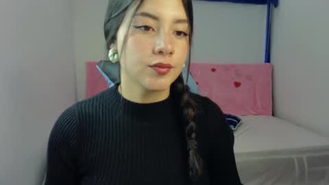 Lia  online show from 4, 3, 2025