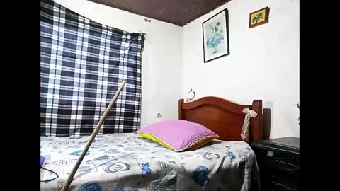 Lia online show from 10, 2, 2025