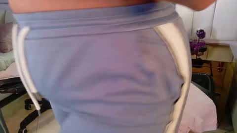 lia_mariana online show from 21, 10, 2025