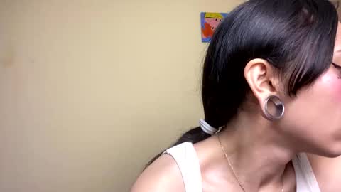 Little Queen Lia  online show from 20, 2, 2026