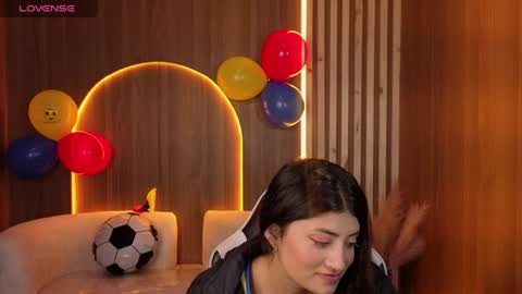 Snapshot of lia_queen_tx chatting on 24, 6, 2026 Online 1400 - 2100 online show from 24, 6, 2026