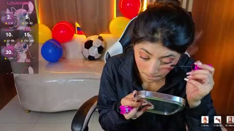 Snapshot of lia_queen_tx chatting on 26, 6, 2026 Online 1400 - 2100 online show from 26, 6, 2026