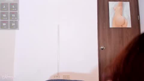 Snapshot of lia_rousse0 chatting on 6, 5, 2026 Lia online show from 6, 5, 2026