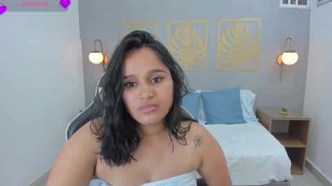 Lia  online show from 2, 3, 2025