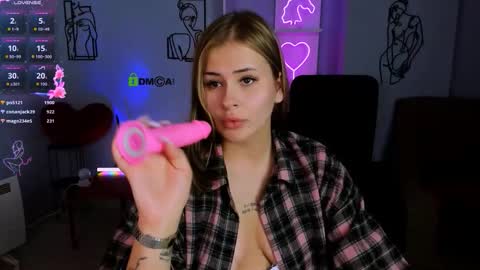 Lia online show from 5, 10, 2025