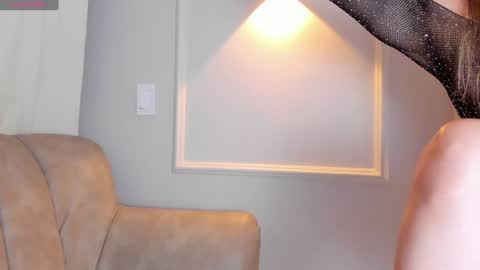 Snapshot of lia_walton__ chatting on 18, 1, 2025 liz walton online show from 18, 1, 2025