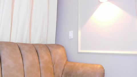 Snapshot of lia_walton__ chatting on 23, 1, 2025 liz walton online show from 23, 1, 2025