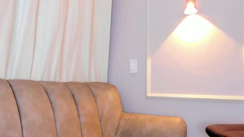 Snapshot of lia_walton__ chatting on 10, 9, 2025 liz walton online show from 10, 9, 2025