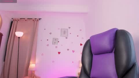 liaa moretzz online show from 18, 4, 2026