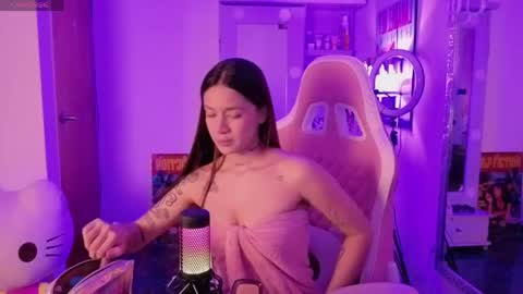 Lia Butera online show from 1, 5, 2026