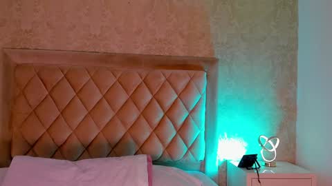 Snapshot of liaflowers chatting on 22, 1, 2025 Lia online show from 22, 1, 2025