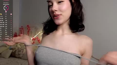 Lia  online show from 12, 3, 2026