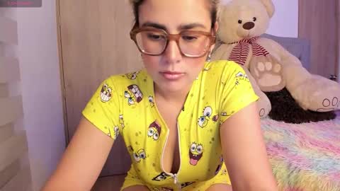 Lia  online show from 7, 10, 2025