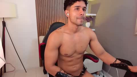 Liam Collins online show from 21, 2, 2025