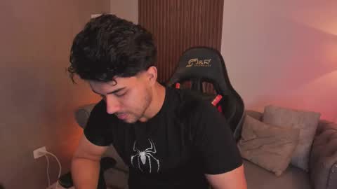 Liam Collins online show from 15, 2, 2026