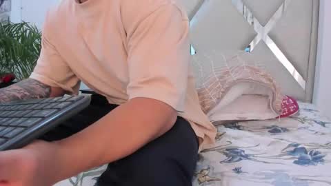 Call me Lian online show from 3, 3, 2026