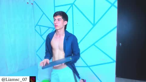 Liam scott77 online show from 3, 3, 2026