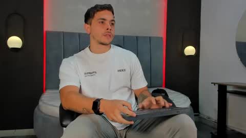 Snapshot of liam_walk chatting on 22, 4, 2026 Liam online show from 22, 4, 2026