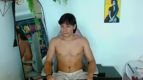 Snapshot of liam_xul chatting on 4, 10, 2025 liamxul online show from 4, 10, 2025