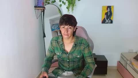 Snapshot of liam_xul chatting on 17, 12, 2025 liamxul online show from 17, 12, 2025