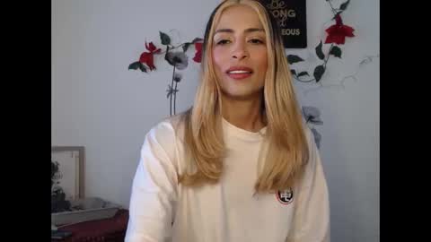 Lia Miller online show from 19, 12, 2024