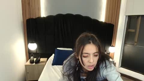 Snapshot of liamonroee_ chatting on 8, 3, 2026 L I A M O N R O E online show from 8, 3, 2026