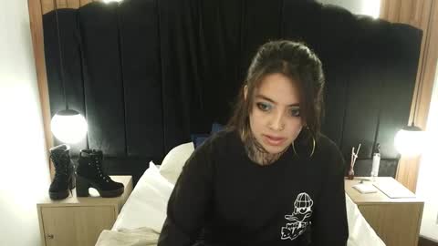 Snapshot of liamonroee_ chatting on 15, 3, 2026 L I A M O N R O E online show from 15, 3, 2026