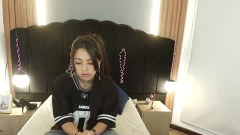 Snapshot of liamonroee_ chatting on 12, 4, 2026 L I A M O N R O E online show from 12, 4, 2026