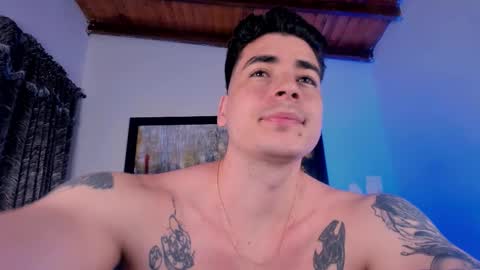 liamwyatt_ online show from 19, 3, 2026