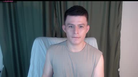 Snapshot of lian_eathan chatting on 29, 10, 2025 lian_eathan online show from 29, 10, 2025