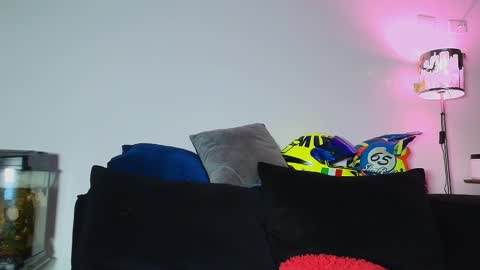 Lian Oconner online show from 12, 11, 2025