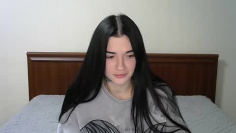 liana_diva online show from 23, 2, 2025