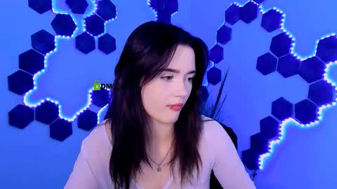 Little Liana  online show from 14, 3, 2026