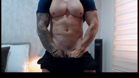 Snapshot of lianjones9 chatting on 24, 5, 2026 lianjones9 online show from 24, 5, 2026