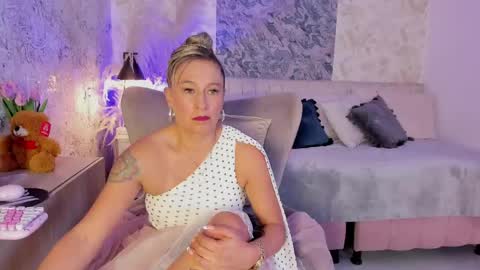 Snapshot of liannaa_ chatting on 15, 5, 2026 Lian online show from 15, 5, 2026
