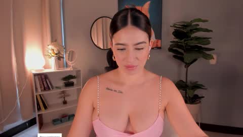 Lia online show from 11, 11, 2025