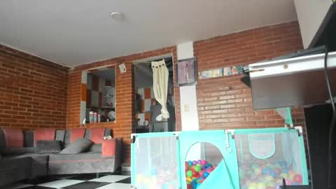 Snapshot of liarouse04 chatting on 19, 4, 2026 Liarouse04 online show from 19, 4, 2026