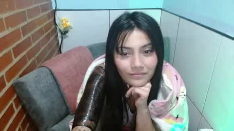 Snapshot of liarouse04 chatting on 28, 7, 2026 Liarouse04 online show from 28, 7, 2026