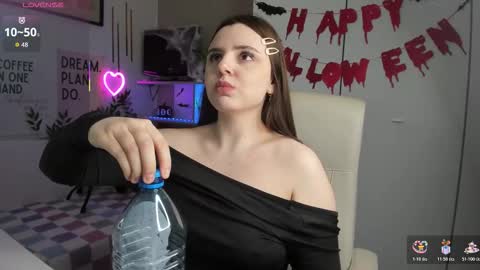 Snapshot of liawoow chatting on 26, 10, 2025 Lia online show from 26, 10, 2025